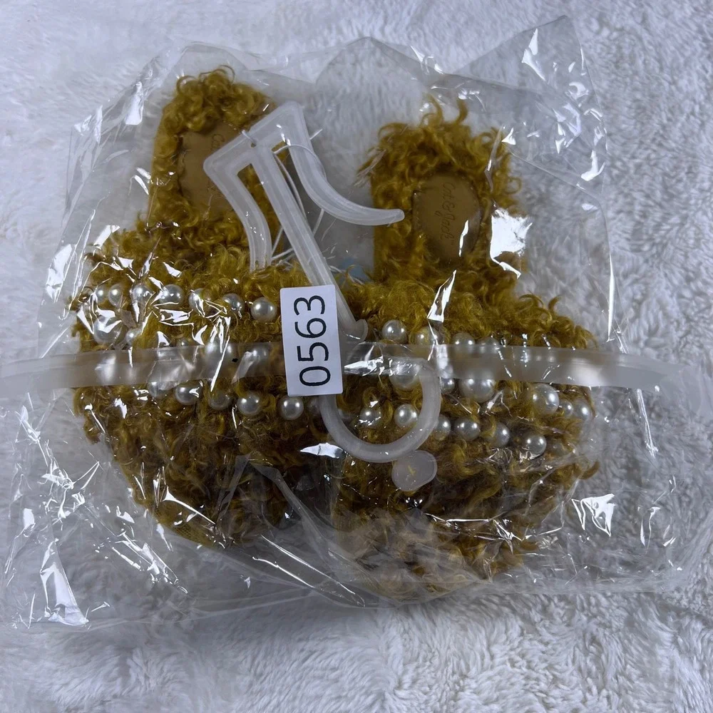 Cat Jack Toddler Girls Bear Slippers Size 1 Gold Faux‎ Fur Pearl Embellished NWT
